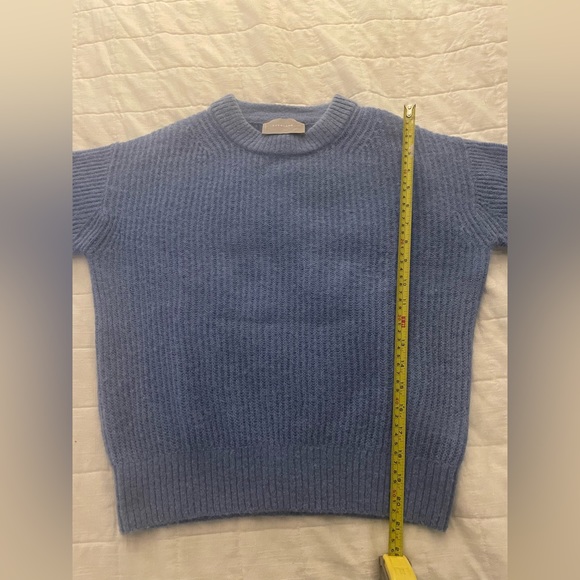 Everlane Alpaca Crew Sweater - Picture 12 of 12